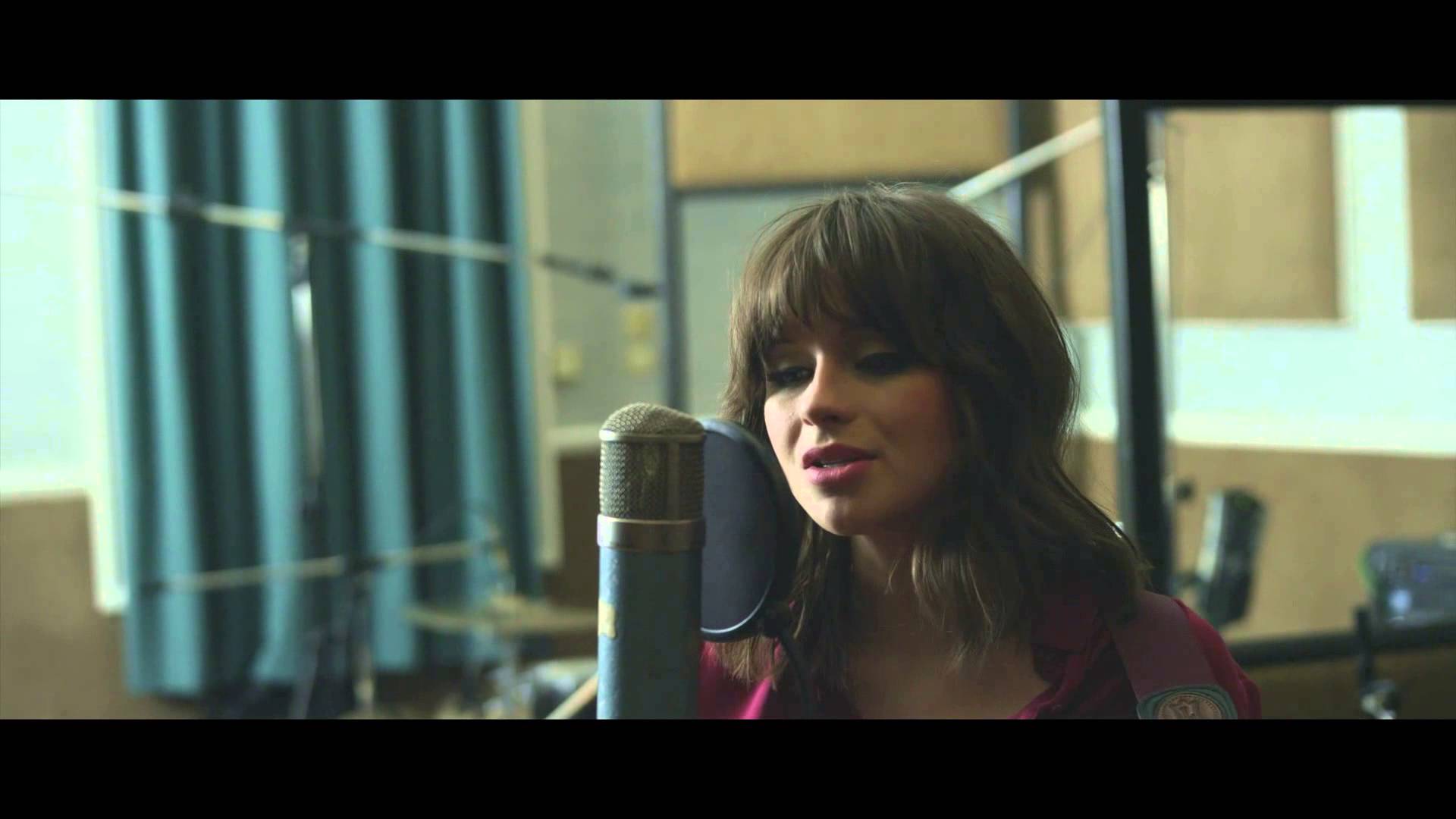 Please don t love me. Night Bus Gabrielle Aplin.